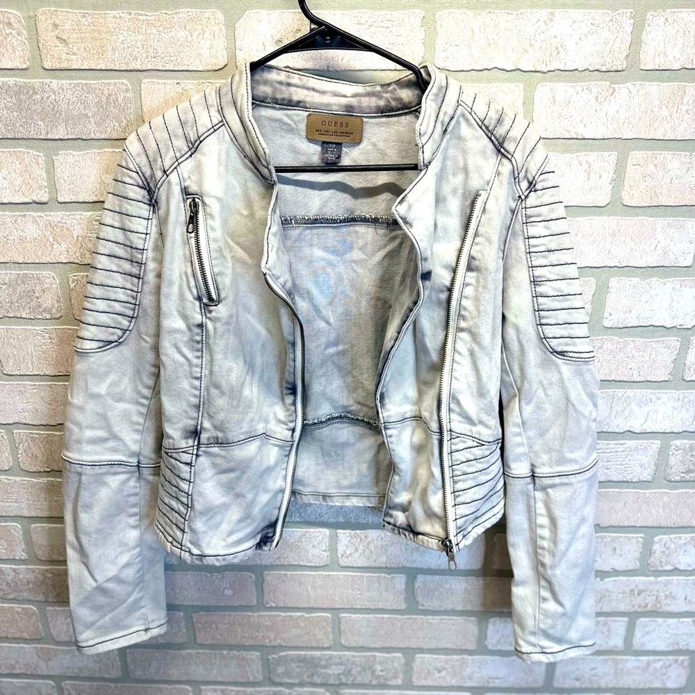 Guess brand jacket. Size small.
